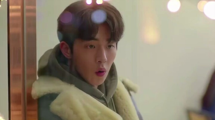 [Weightlifting Fairy Kim Bokjoo]Hearing his girl call another man oppa