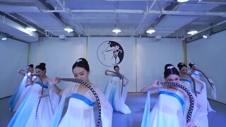 孙科原创古典舞「云翎」— 常规班学员版，罗衣何飘飘，轻裾随风还；顾盼遗光彩，长啸气若兰