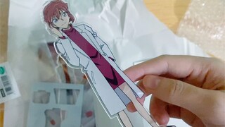 Unboxing Haibara Ai’s peripherals ~ This Shiho Tachibashi in white coat is so beautiful! !