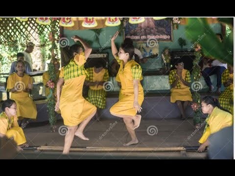 lA fIESTA fILIPINIA fOLK DANCING,A FILIPINO TRADITIONAL DANCE
