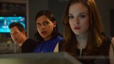 The Flash: Barry Allen Caitlin Snow, aku tidak bisa melepaskanmu