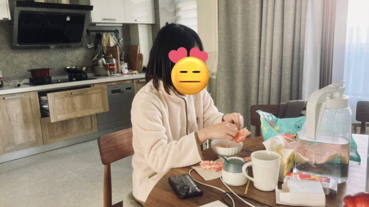 吝啬且慷慨