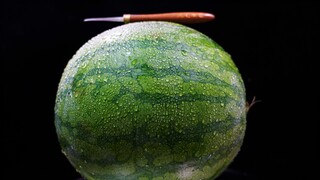 [Handcraft] Carving a watermelon