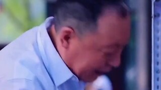 Một người đàn ông đã nghỉ hưu đã tìm thấy một cơ hội kinh doanh mới để làm bánh kếp, và ông không ng