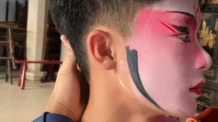 Puning Yingge | หนุ่มหล่อกลายเป็นนายพลหญิง Liangshan Hu Sanniang ในทันที