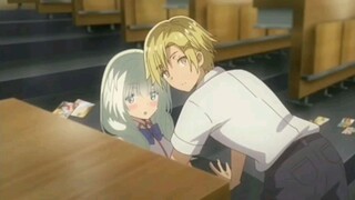 Cẩn thận nha mấy ông lolicon 😀😀😀