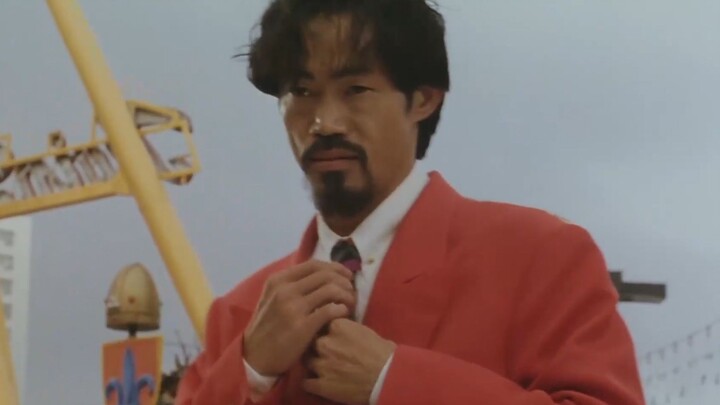 Look at the changes of Yuen Wah from the age of 20 to 68. He was fierce and ferocious when he was yo