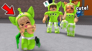 Matching ODERS as a CUTE BABY PLUSHIE..(Roblox Murder Mystery 2)