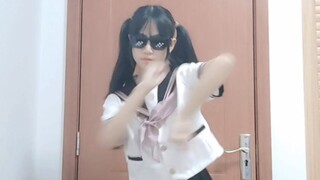 青海摇但是水手服，老娘我就喜欢摇子❤️