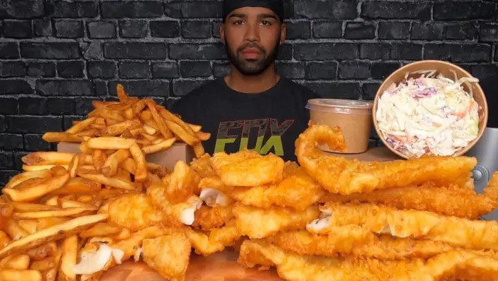 ♞ The Bro ♞ Fried fish, chips, salad｜Eating Sounds (New)