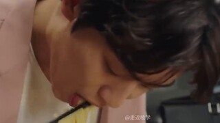 Funny commentary on the Korean drama "Let's Eat" Food 26: The secretly renamed Northeastern big face