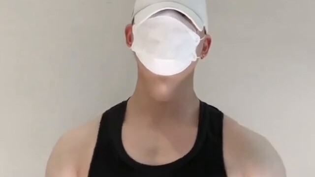 บอกฉันเร็ว ๆ ว่าคุณรู้สึกอย่างไร? - -