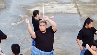 [Versi Macho] Tantangan goyang bokong STAY! Jika kamu bersaudara, marilah kita berkumpul!