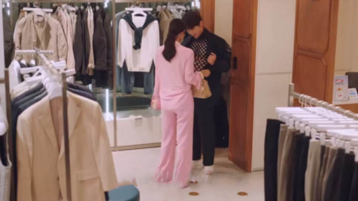 [Remix]Trying on clothes by Kim Seon Ho in <Hometown CHA-CHA-CHA>