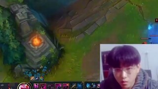 Aze Scarecrow กระโดดไปรอบๆ วิสัยทัศน์ของ Faker โดยมีวอร์ดสองอันอยู่ตรงหน้าเขา! แม้แต่เฟคเกอร์ยังกลัว