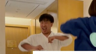 Trong cuộc chiến khiêu vũ trên giường, tôi đã thua hoàn toàn...