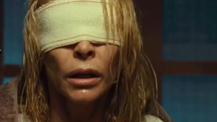Invisible killer destroys girl's eyeballs just to be her eyes! "Julia's Eyes"