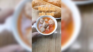 Bánh mì xíu mại