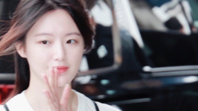 Shuhua, khi nào thì em sẽ thách thức Số mệnh? Hôm nay, hôm nay.