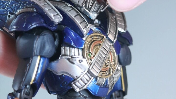 SIC Kamen Rider New Electric King Strike Form