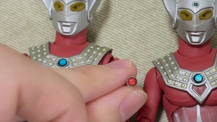 Bandai mold was stolen? Is this a pirated version? Domestic KO SHF Taro Ultraman [No Standard Versio