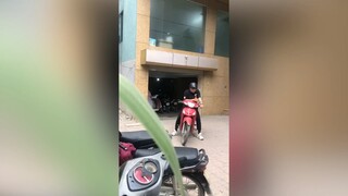 Thời trang phang thời tiết của chị người yêu #videohai