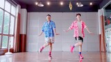 Pencucian Otak Komedi Ilahi Vietnam Lihat Tình (Lihat Lonceng Cinta) Selamat Membakar Lemak Dance