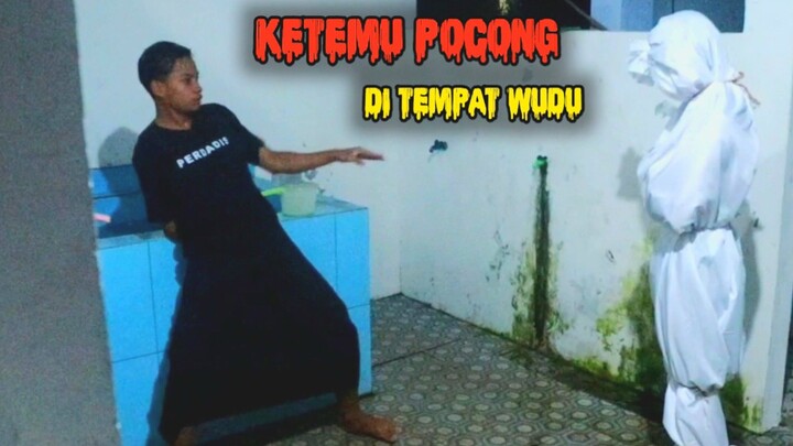 ketemu pocong di tempat wudu angker!!