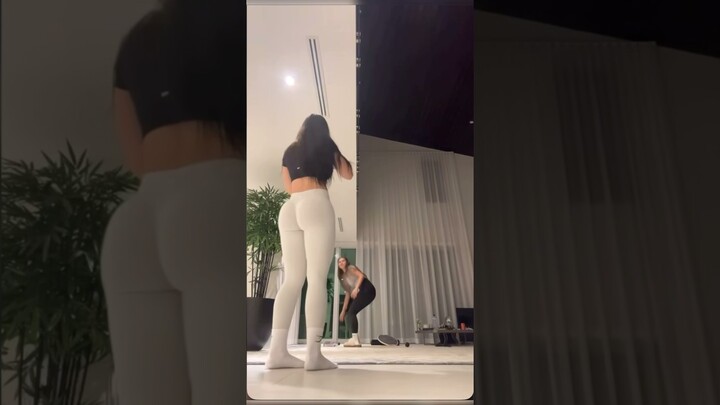 SOPHIE RAIN TIKTOK GYATT DANCE😍#shorts#shortvideo#tiktok#tiktokvideo#onlyfans#gyatt#dance