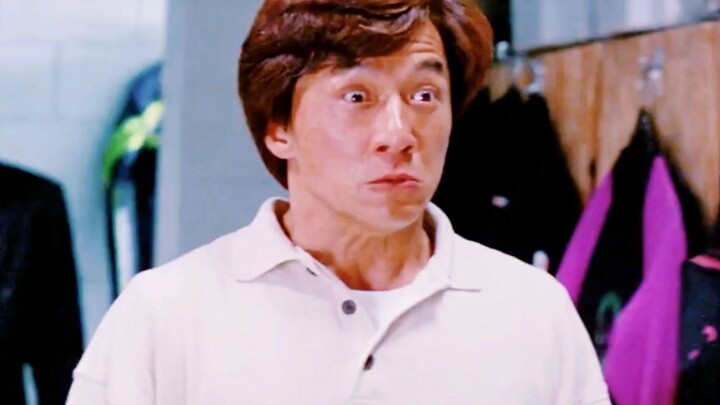 Không ai có thể diễn xuất tốt hơn Jackie Chan, người có rất nhiều thứ lộn xộn xung quanh anh ấy