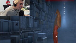 xQc was playing CS and thought he got something good, but it turned out to be a gut-piercing knife. 