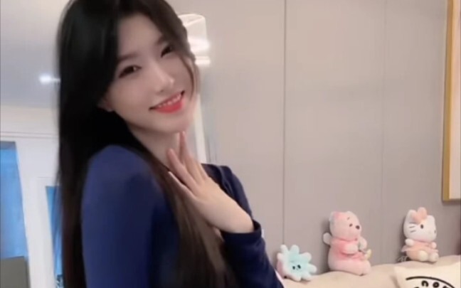 Cô Triệu Tiểu Sương nhảy múa