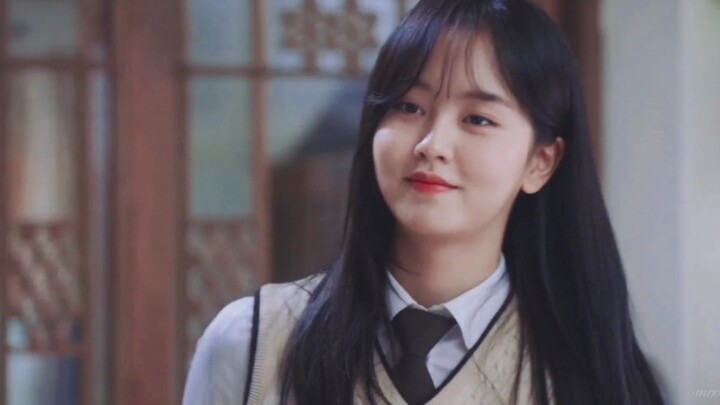 【Kim So Hyun】Come in and see the beautiful sister!!!
