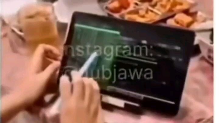 keluarga hacker 😲😲