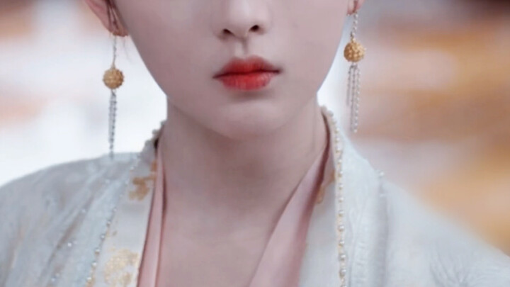 ใครจะรู้ความรู้สึกเล่นเป็นผู้ชายแบบไม่อ้วน...นี่เป็นครั้งแรกที่ฉันได้รับเสน่ห์จากเรือนร่างหญิงและหัว