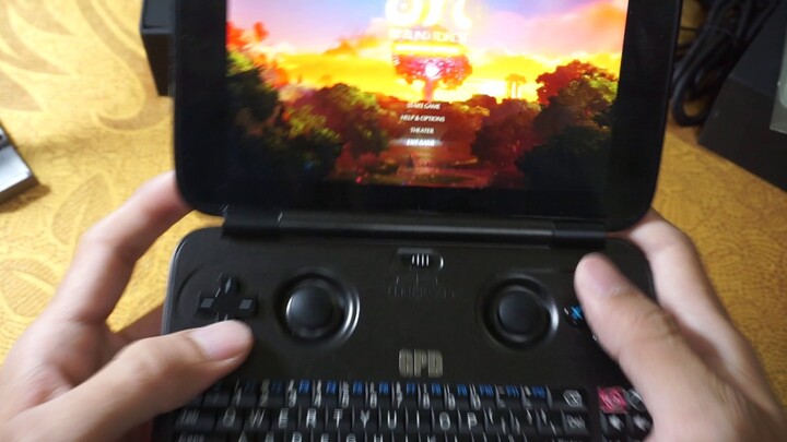 Mở hộp trên tay GPD Win Z8750 và play game tomb raider , GTA V - herogame.vn