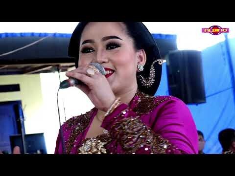 Lgm.TAMANSARI medle CAPING GUNUNG // CINDE LARAS