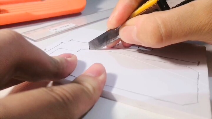 [Semi-Tutorial] Butuh waktu 11 jam untuk membuat USB flash drive Ultraman Teliga menggunakan papan P