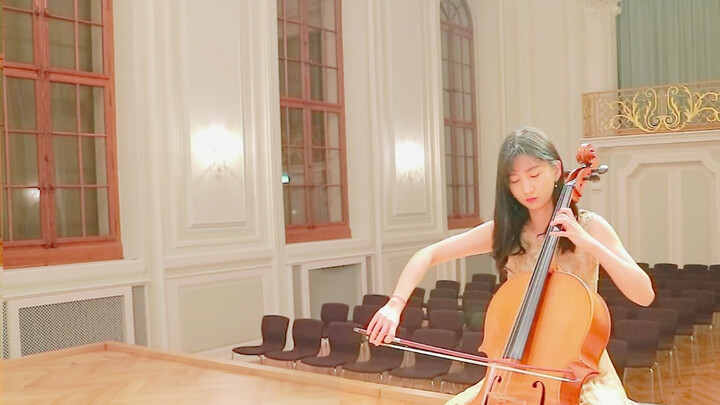 Cô gái cover "Lalaland" với đàn cello