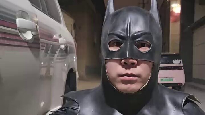 Batman is investigating a case, please requisition your car