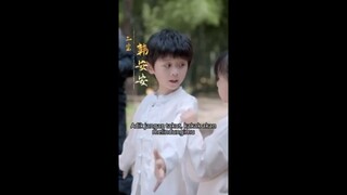 Dua bayi kungfu langsung tahu si ART malang itu ibu mereka Si bos punbawa pulang dan memanjakannya