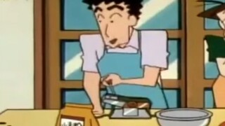 [Crayon Shin-chan] Hiroshi's family made pasta together during their vacation, but they were busy fo