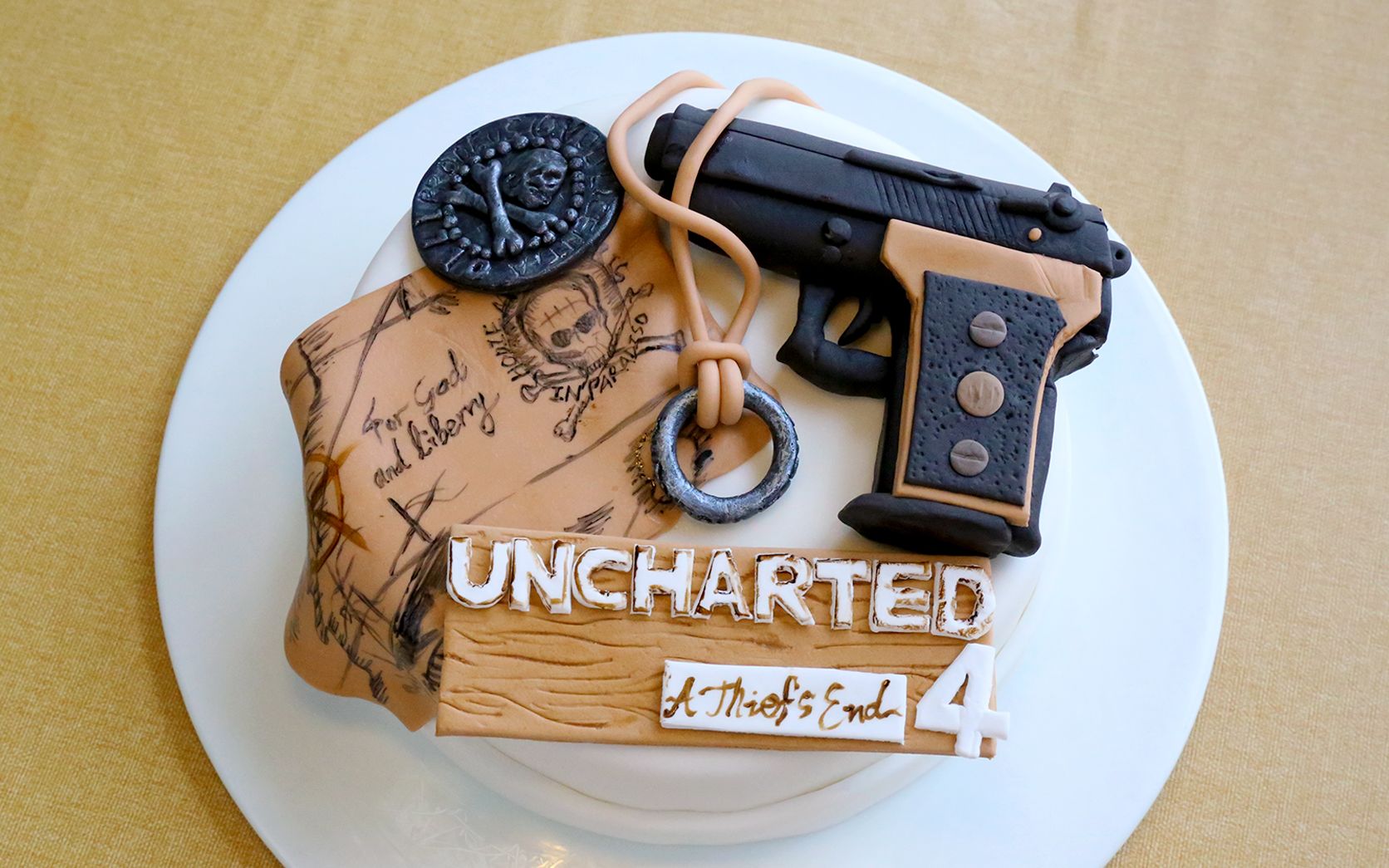 Food]How to Make Uncharted 4 Fondant Cake - BiliBili