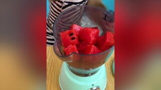 BuBu harvest watermelon to make juice for Baby monkey Su thucung🔔 thucungvuinhon usa monkey You thucung