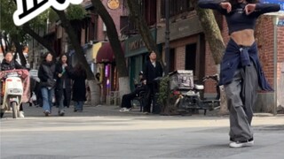 【EASY】An easy song for everyone at the popular street in Wuhan~