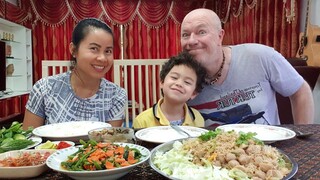 ผัดหมี่ใส่ไข่ ผัดผักบุ้ง น้ำพริกปลากระป๋อง เมนูต้านไวรัส Stir Fry Noodle Stir Fry Morning Glory