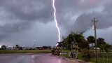 5 DANGEROUS Lightning Strikes - Scary and Beautiful