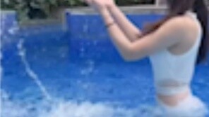 Let's play in the water