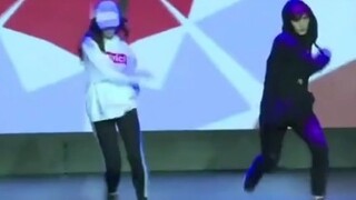 Yang Yang dances, Liu Yifei's dance is really amazing for a long time