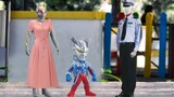 Children's enlightenment education parent-child toy video: Little Ciro Ultraman learned a lesson and
